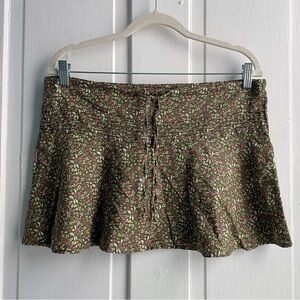 Vintage Y2K 2004 Cotton & Linen Ditsy Floral Low Rise Mini Skirt